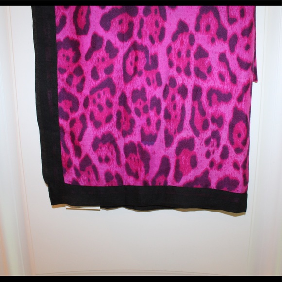 Lulla Collection by Bindya animal print wrap/scarf (NWT) - Picture 3 of 5